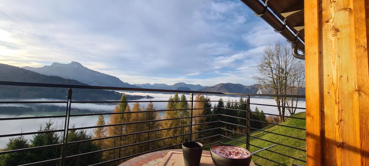 Ruhige Bergvilla In Alleinlage Am Mondsee Mit Seeblick Bergblick Und Whirlpool Innerschwand 外观 照片